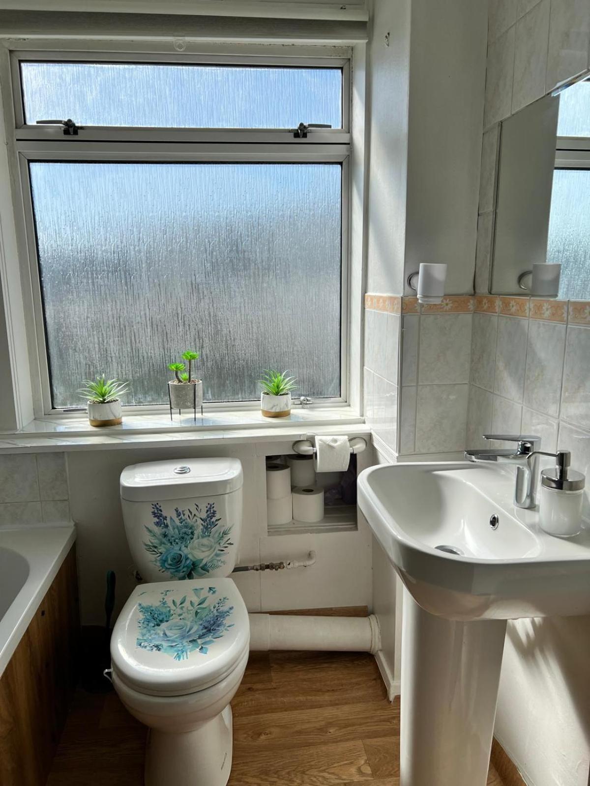 Gorgeous Full Home In Édimbourg Extérieur photo